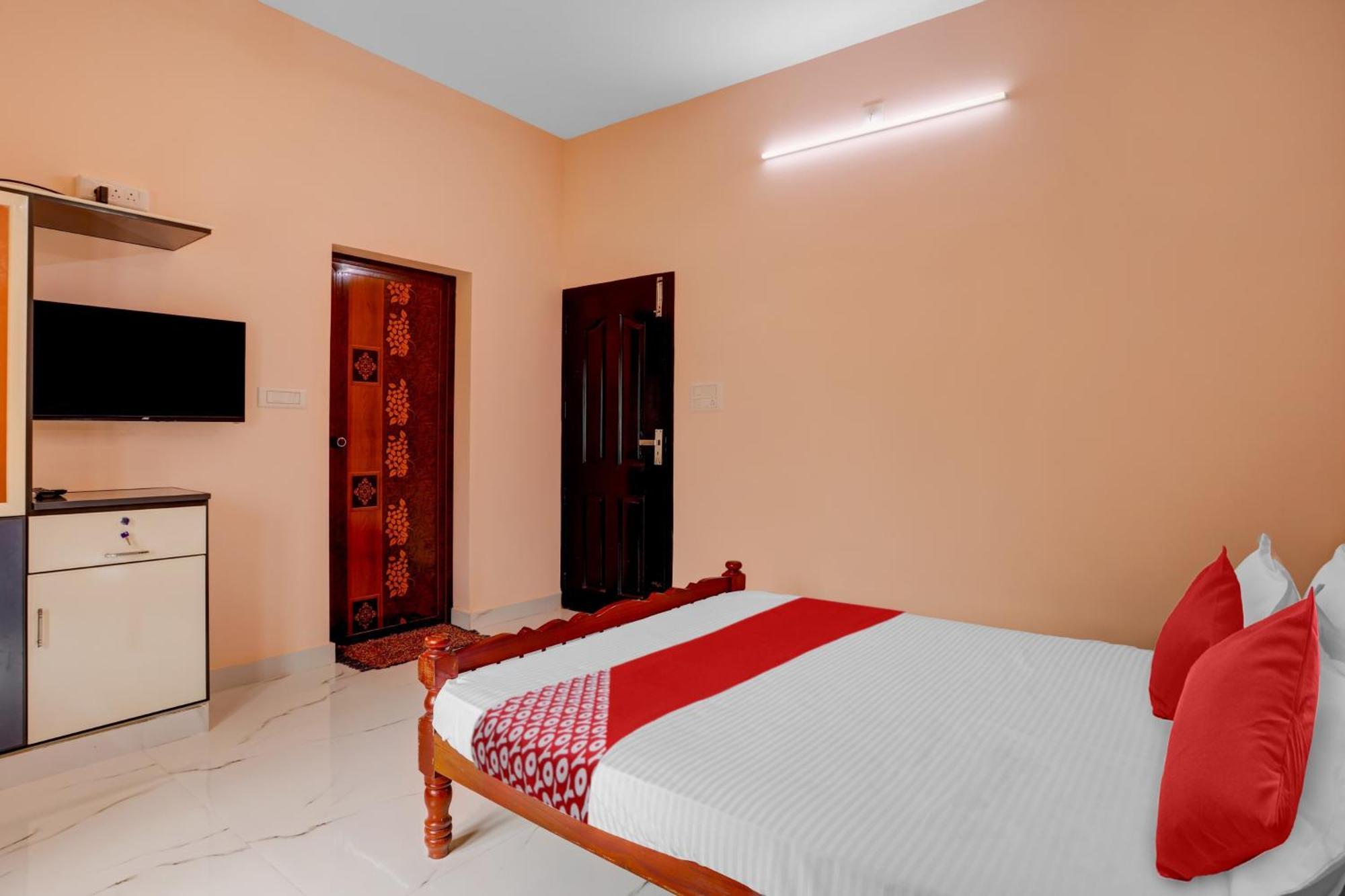 Hotel O Sivananda Homestay Варкала Екстер'єр фото